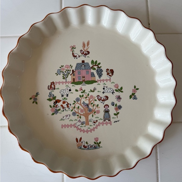 Vintage Jamestown China Country Home 10" Pie Scalloped Farmhouse Plate EUC - Picture 2 of 8